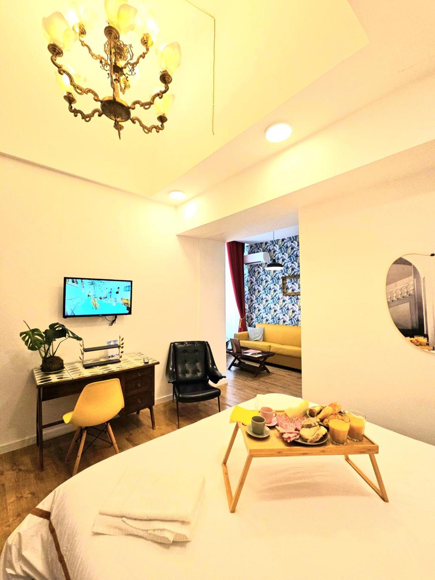 Daily Napoli - Lungomare Hotel Luaran gambar